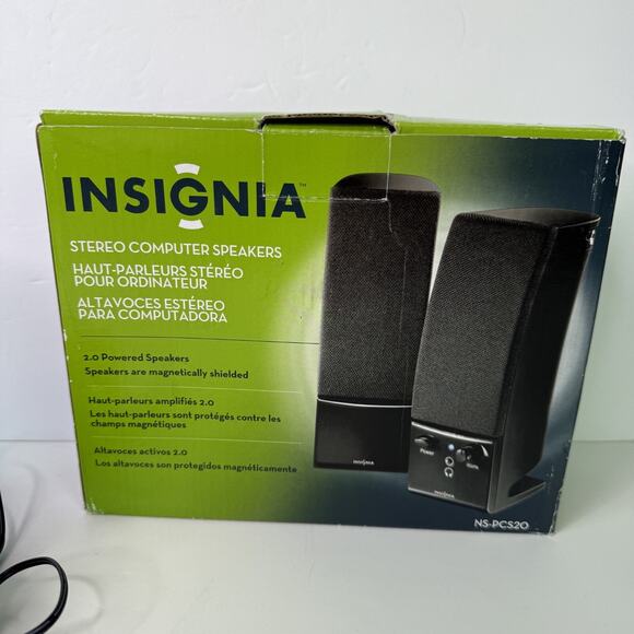 Insignia Powered Wired NS-PCS20 Set of 2 Black Computer Speakers - Picture 4 of 9